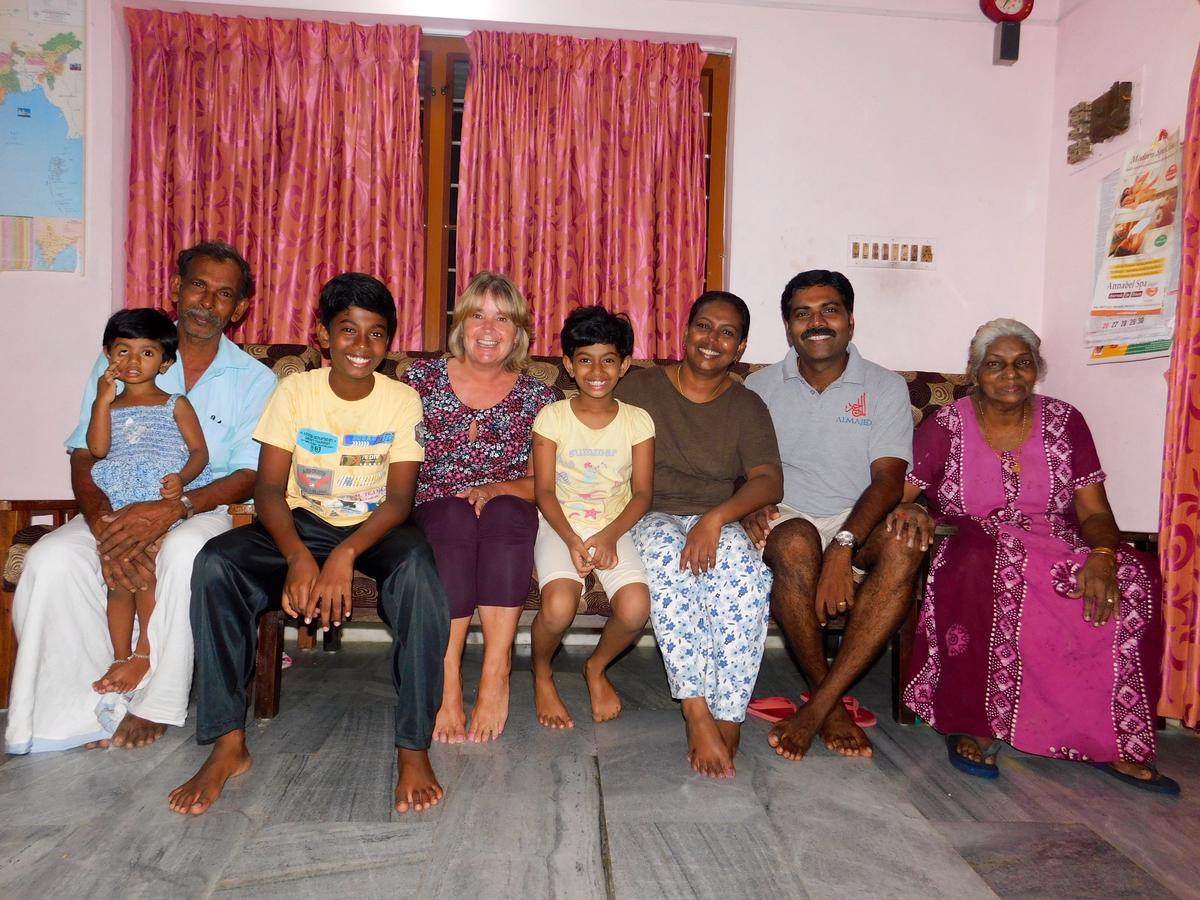 Aaron'S Homestay Kochi Esterno foto